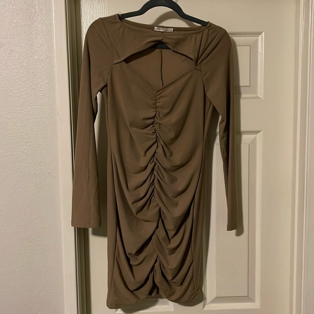 Tan Long Sleeve Midi Dress w Chest Exposed